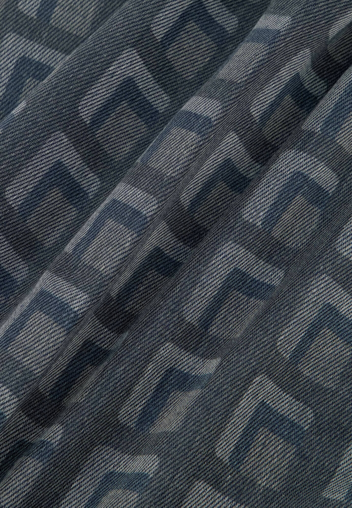 Woven shawl