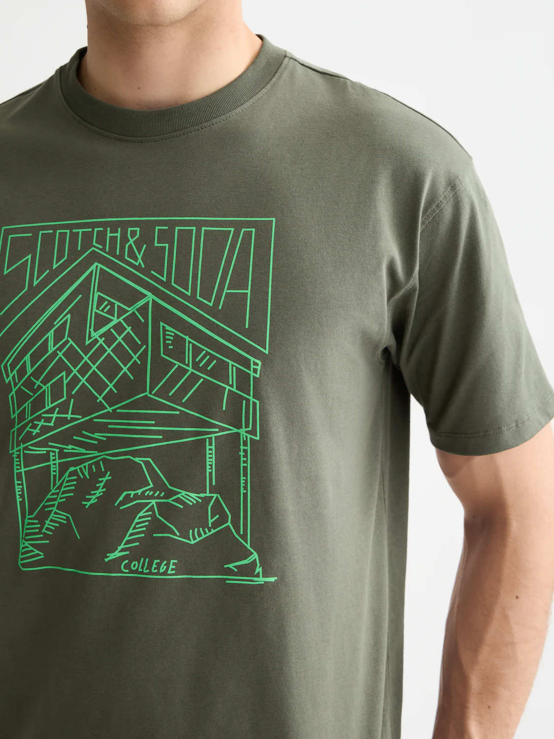 Relaxed fit logo tee