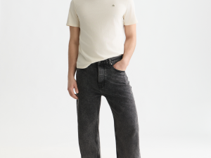 SEASONAL CORE CHEST LOGO REGULAR-FIT T-SHIRT
